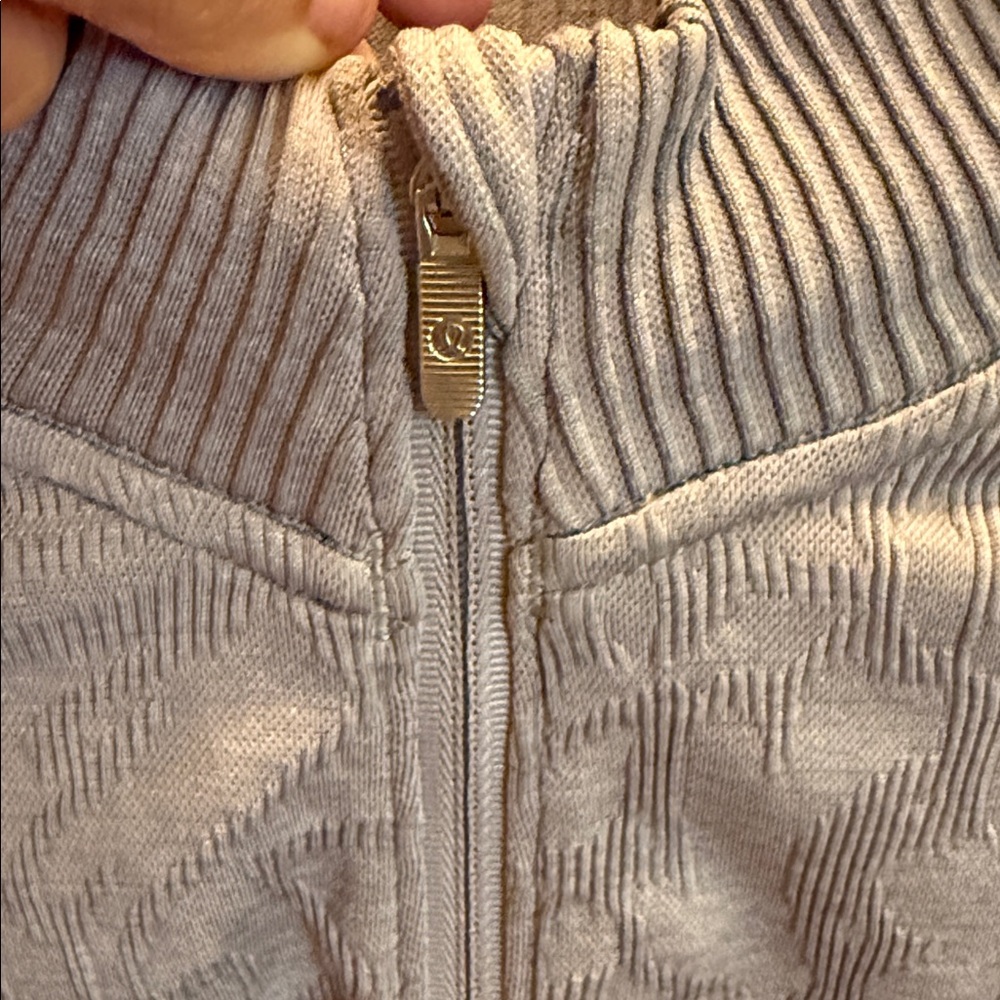 Lululemon ribbed pullover - Picture 2 of 4